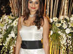 Dimpy to do an item song