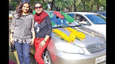 IPS Sachi Ghildiyal flags off Women’s Car Rally in Lucknow