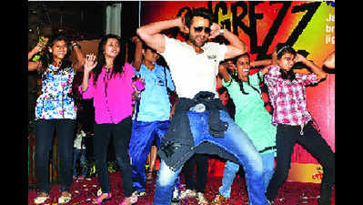 Jackky Bhagnani promotes his upcoming film 'Rangrezz' in Aurangabad