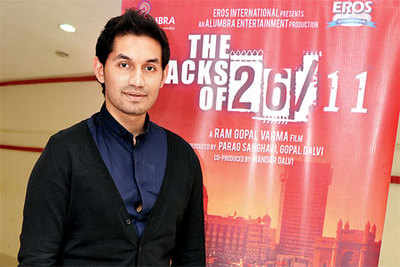 Jhelum Rele, Snehal Halani organised a film's premiere in Pune