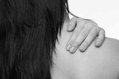 Shoulder pain in pregnancy, causes and remedies