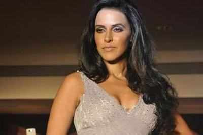 Neha Dhupia is WIFW A/W's Twitter face