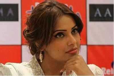Media more worried than my mother about marriage: Bipasha Basu