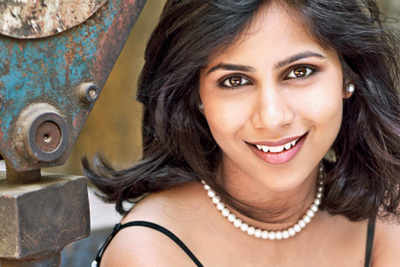 Veebha Anand to make her debut in theatre
