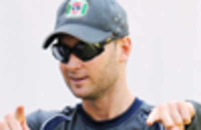 Michael Clarke wants to go back home with win in Delhi
