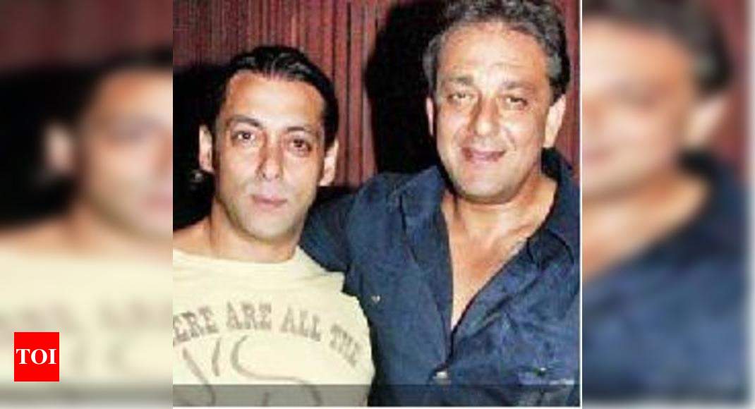 Salman Khan meets Sanjay Dutt at his residence | Hindi Movie News ...