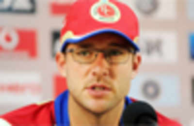 It's unfortunate that Kumble is not with RCB: Vettori