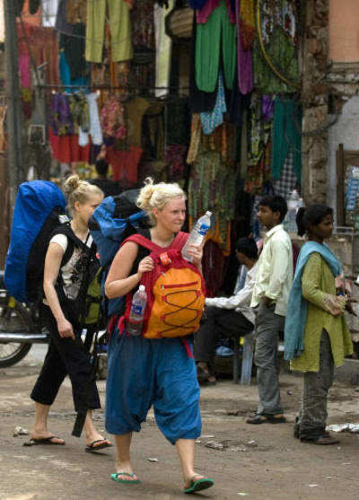 tourist arrivals in india 2012
