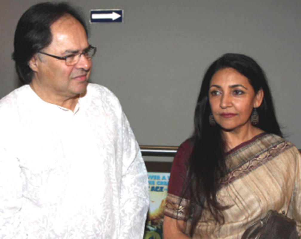 
Farooq & Deepti at the screening of 'Chashme Buddor'
