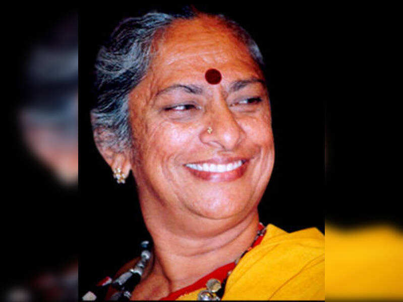 B Jayashree Receives Padmashree Award | Kannada Movie News - Times Of India