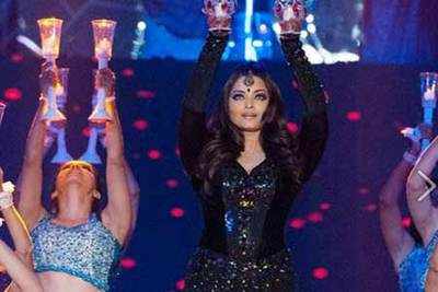 Aishwarya Rai steals the show at TOIFA