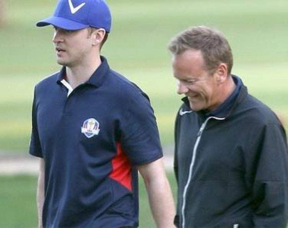 
Justin Timberlake spotted playing golf with Kiefer Sutherland
