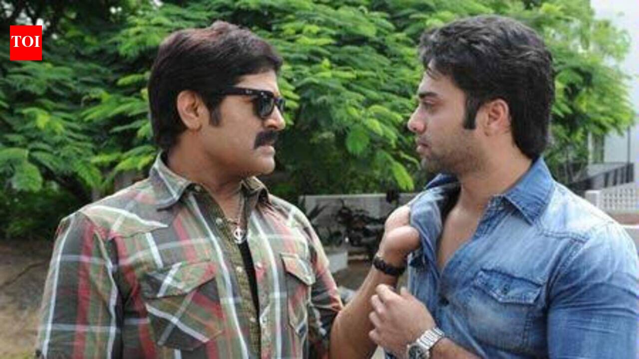Vasool Raja Movie Review {1.5/5}: Critic Review of Vasool Raja by Times ...