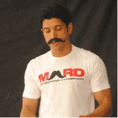 Farhan to distribute 70000 moustaches at IPL