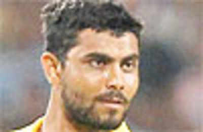 Super Jadeja seals the deal for Chennai Super Kings