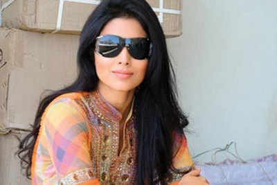 My item song in Zila Ghaziabad is a fun and peppy number: Shriya