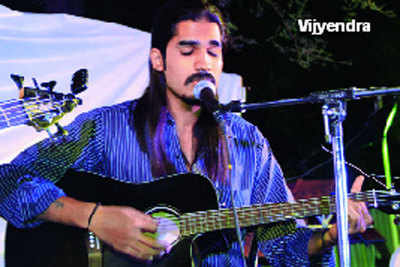 A night to promote budding artistes, 'Awaaz Unplugged 2013' at Saket Club in Delhi