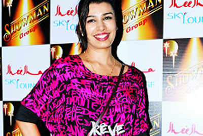 Mink Brar at the re launch of Sheesha Sky Lounge in Mumbai