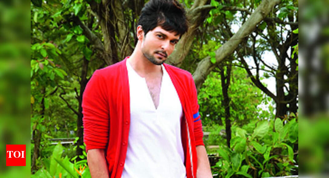 Raqesh’s connection with art - Times of India