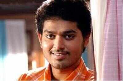 Shakthi says he did films out of sympathy | Tamil Movie News - Times of ...