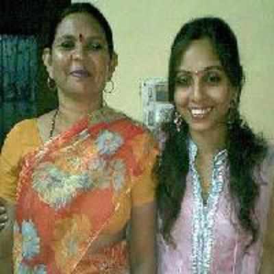 Miss my mom this Mothers' Day: Khushboo