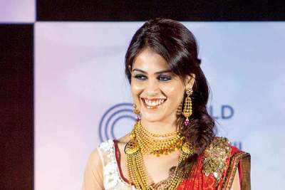 Genelia D’souza at wedding jewellery Azva collection launch in Ahmedabad