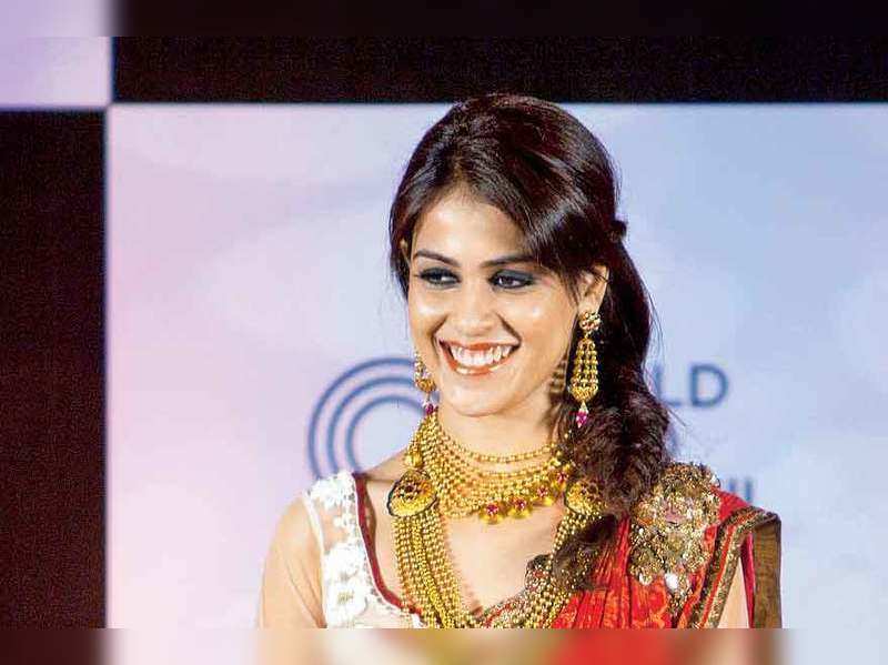 Genelia D'souza at wedding jewellery Azva collection launch in Ahmedabad |  Events Movie News - Times of India