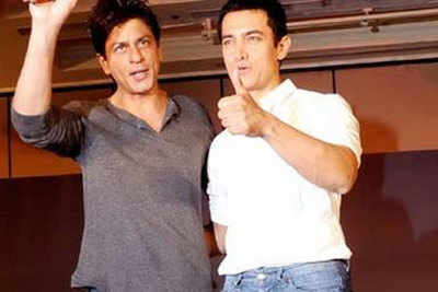 Shoulder injuries plague Aamir and Shah Rukh