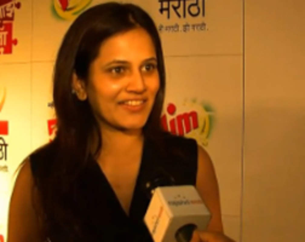 
Reema Lagoo compares 'Tujh Majh Jamena' with Rajshri production's films!
