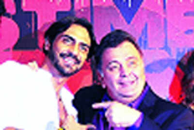 Rishi Kapoor and Arjun Rampal at the launch of their film D-Day in Mumbai