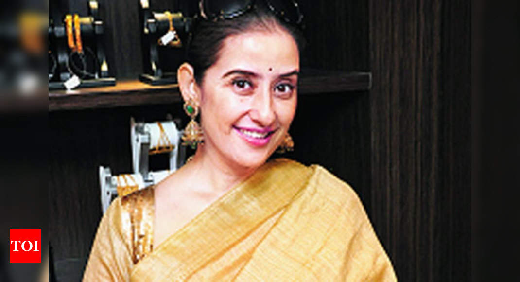 Manisha delays her return to India | Hindi Movie News - Times of India