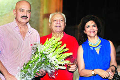 Rakesh and Pinky Roshan at filmmaker Mohan Kumar's 80th birthday celebrations in Mumbai
