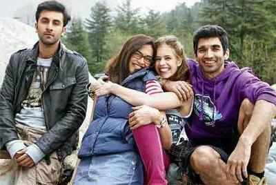 Yeh Jawaani Hai Deewani restrained from TV channels Hindi Movie