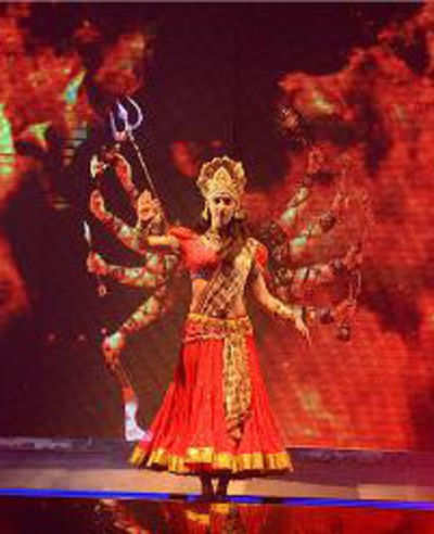 Lauren’s fierce Durga Avataar on Jhalak