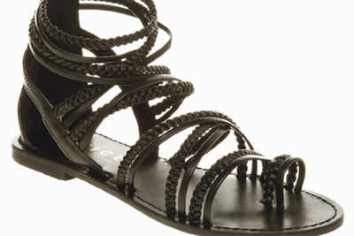 How to wear black shoes in summers - Times of India
