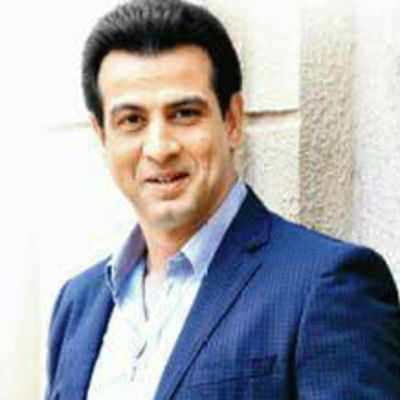 I am having a love affair with my audience: Ronit Roy