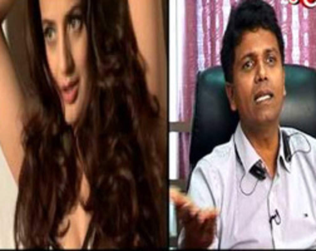 
Susi Ganeshan accuses Ameesha for threatening him
