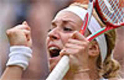 Sabine Lisicki knocks Serena Williams out of Wimbledon