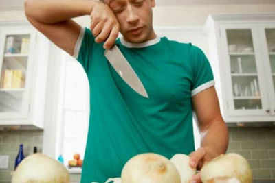 Why does chopping onion make you cry