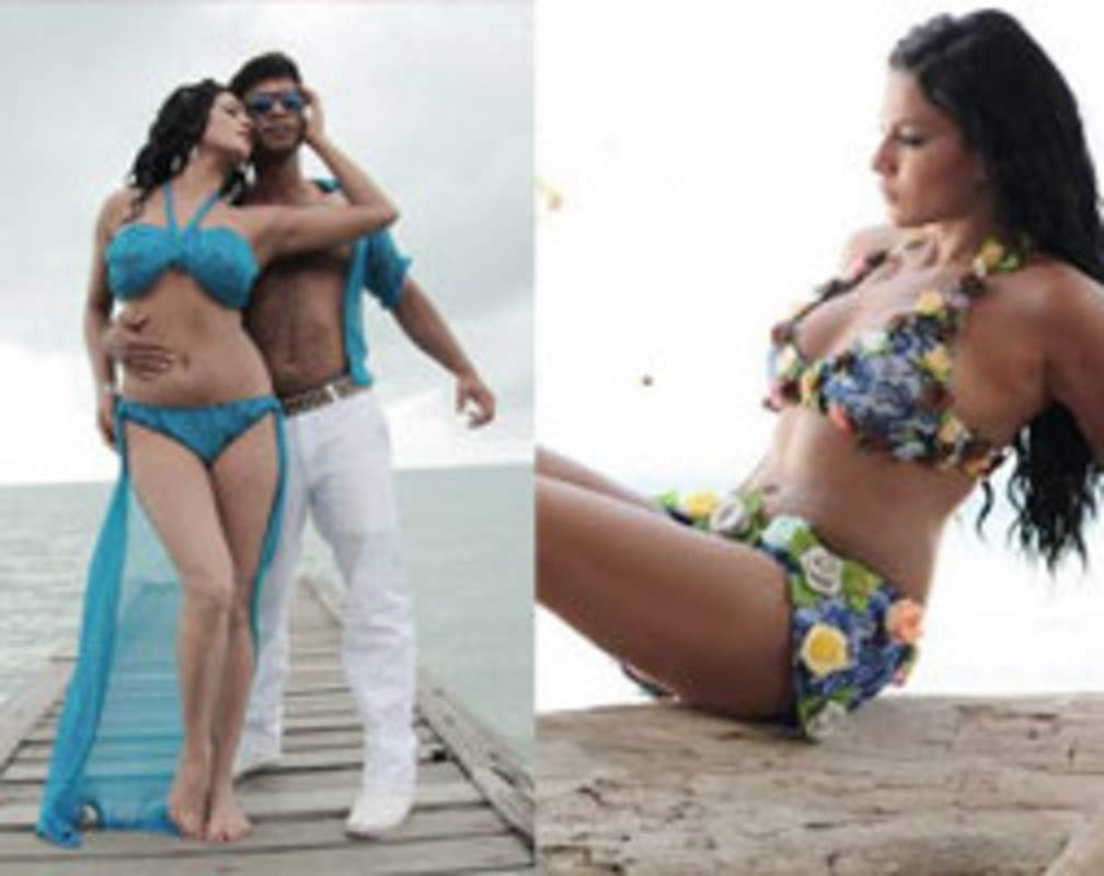 
Veena Malik's hot photoshoot

