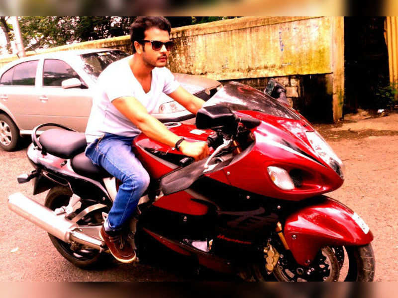 john abraham bike