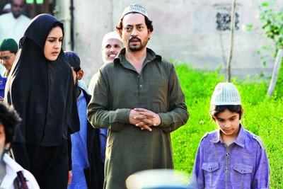Irrfan chooses on-screen wife and son