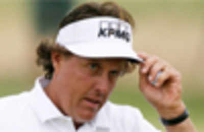 Mickelson wins British Open by three shots
