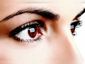 What your eyes say about your health - Times of India