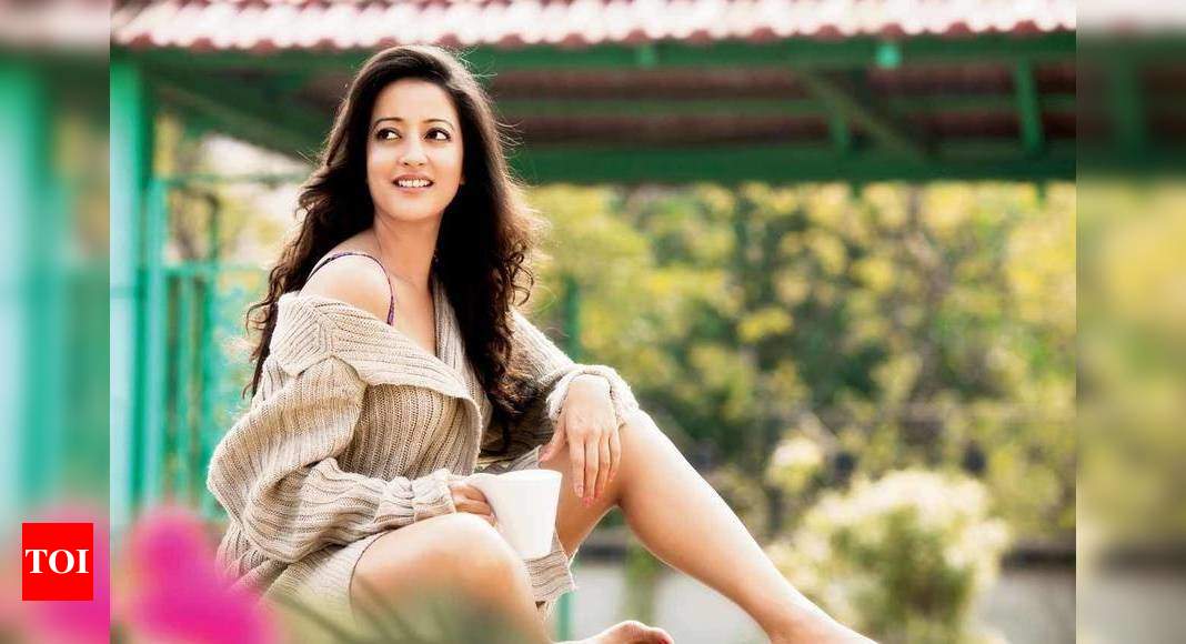 Many Shades Of Raima Sen Bengali Movie News Times Of India