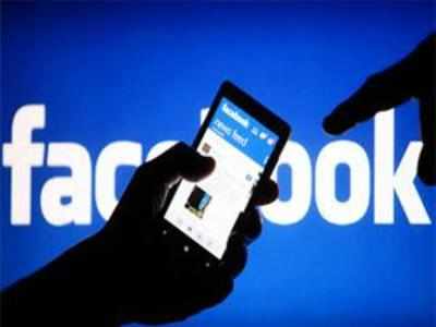 Facebook cheating as painful as real-life infidelity: Study