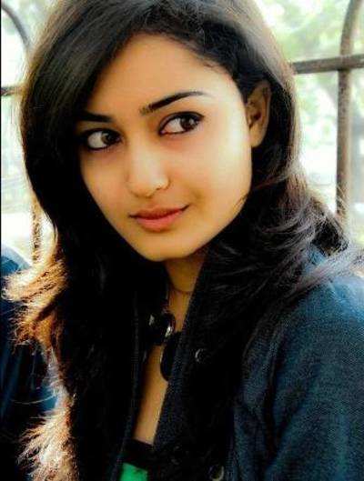 Tridha debuts in South love story