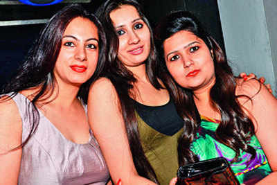 ‘Superrrr Sunday Night’ at Peppers with Shankar Sawhney and DJ Akshat in Delhi