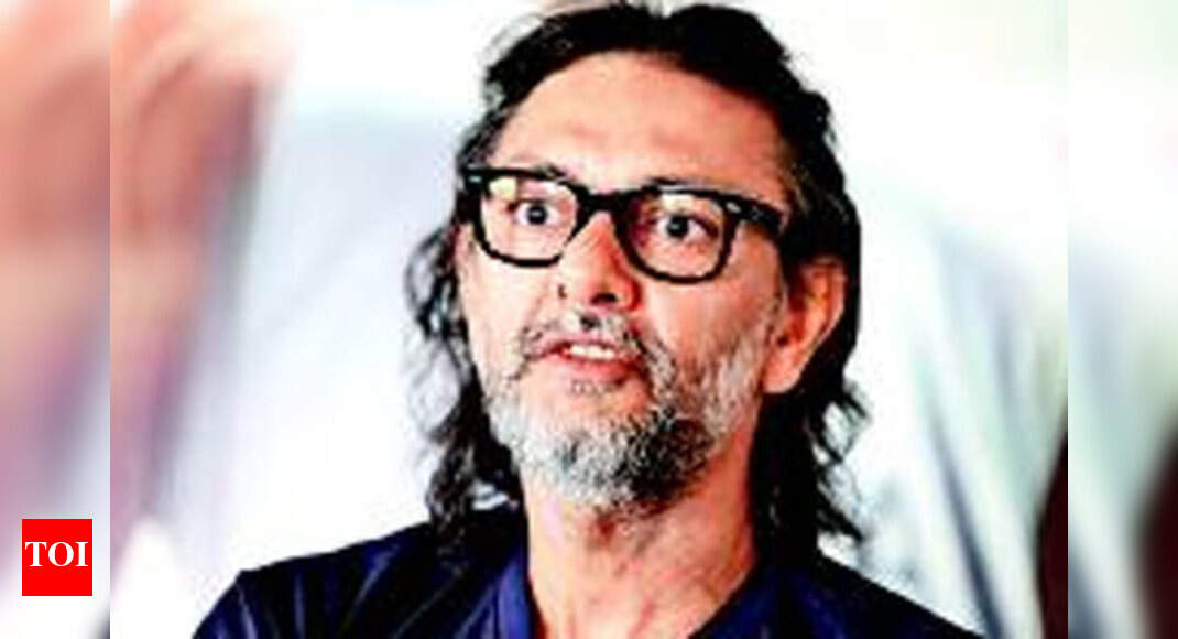 Rakeysh celebrates Milkha's success quietly | Hindi Movie News - Times ...