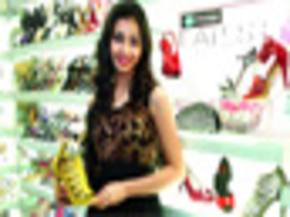 Navneet unveils shoes collection in Chandigarh store